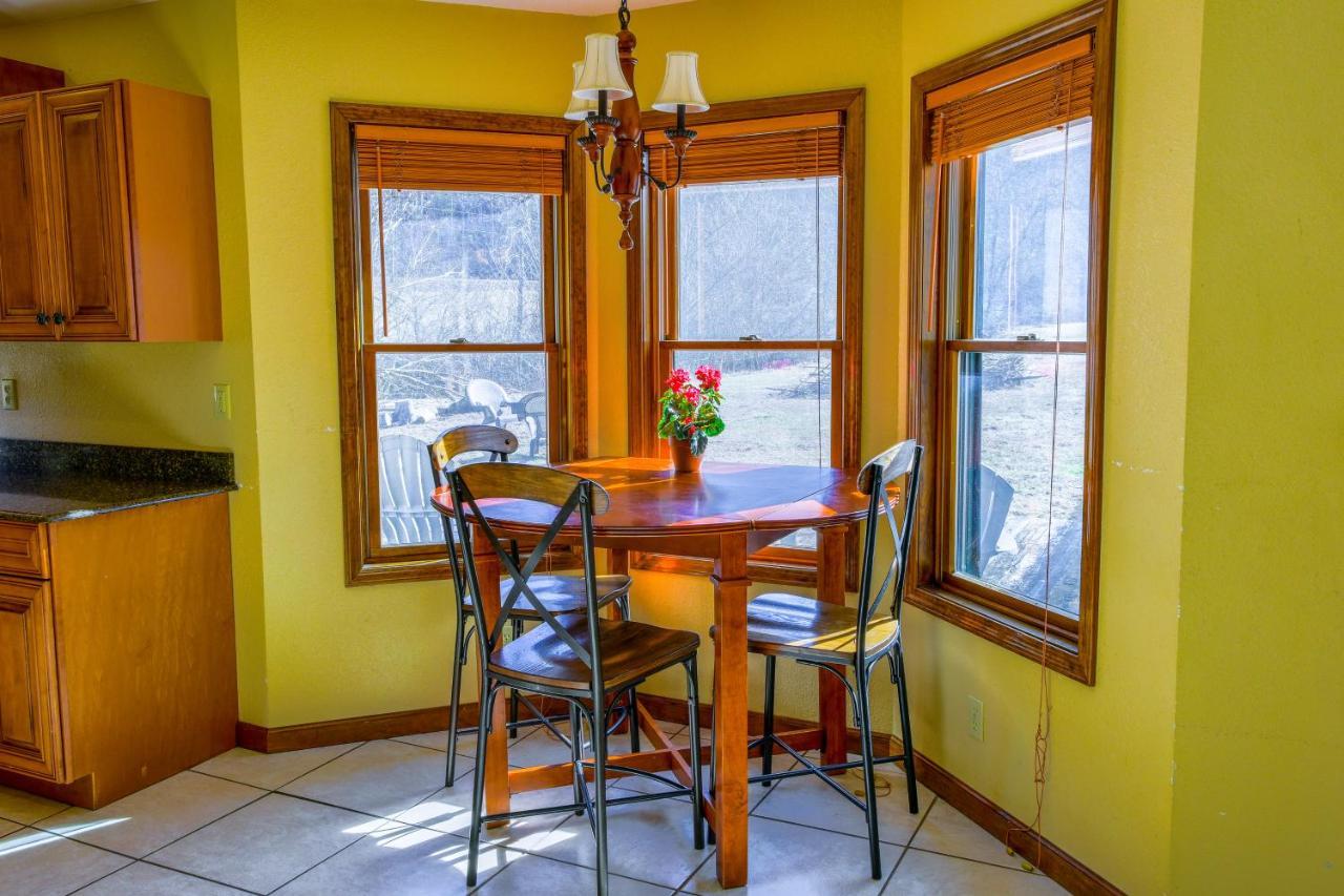 Meadow Creek Manor Villa Whittier Bagian luar foto